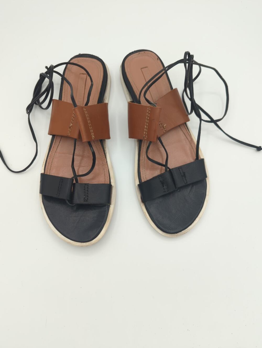 BCBG MaxAzria Connie Women's Leather Flat Sandals Made in Italy 8.5